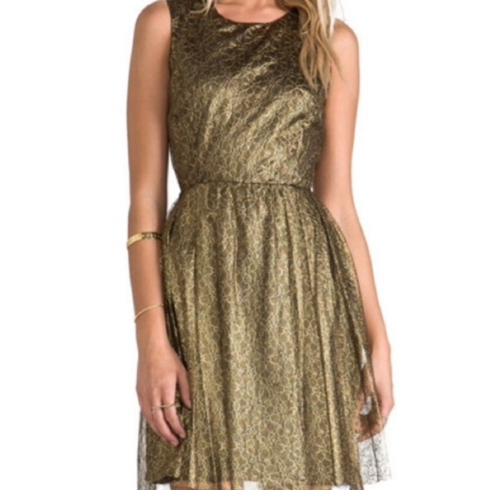 Erin by Erin Fetherston Gold Lace
Dress SZ 4